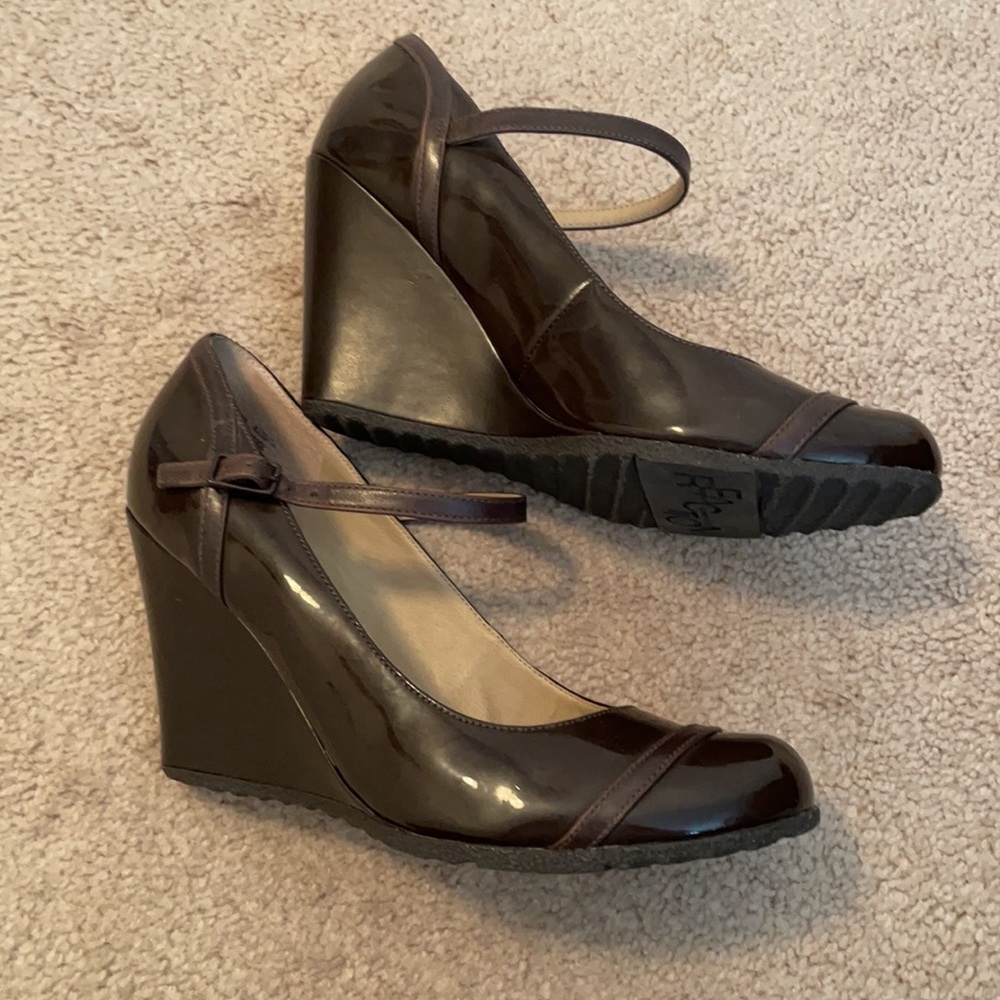 Kenneth Cole Leather Wedge Heels